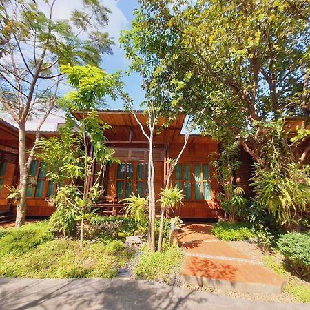 Areeya Phubeach Resort Wooden House Ban Chong Phli エクステリア 写真